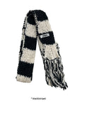 FEATHER MUFFLER