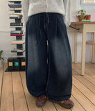 Henen washing pintuck snap button strap denim pants