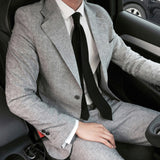 Basic tie