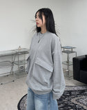 Poise over big pocket sweatshirt