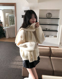 Ciel V-neck Hachi Knit Muffler Set