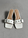 1107 Eyelet Belt Square Sandals (5cm)