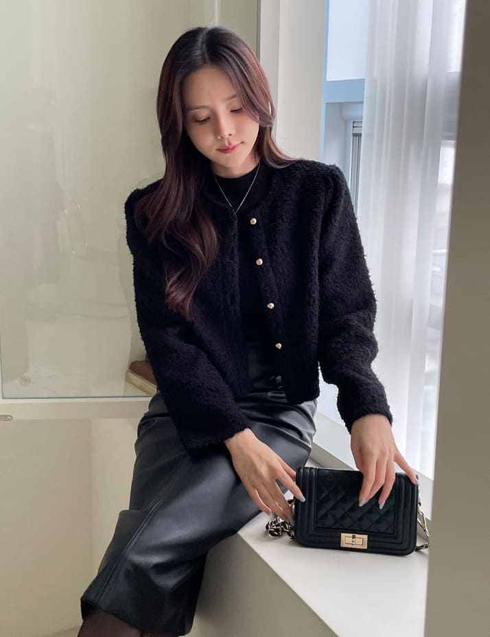 I AM MARI – einz.jp I AM MARI – einz.jp