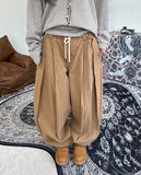 Sandy Deep Pintuck Balloon Pants
