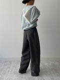 Baer Wool V-Neck Loose-Fit Knit