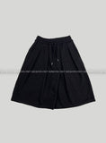 Triple Tuck Super Bermuda Pants