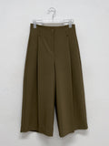 Meir Non-Obi Bermuda Slacks