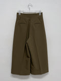 Meir Non-Obi Bermuda Slacks