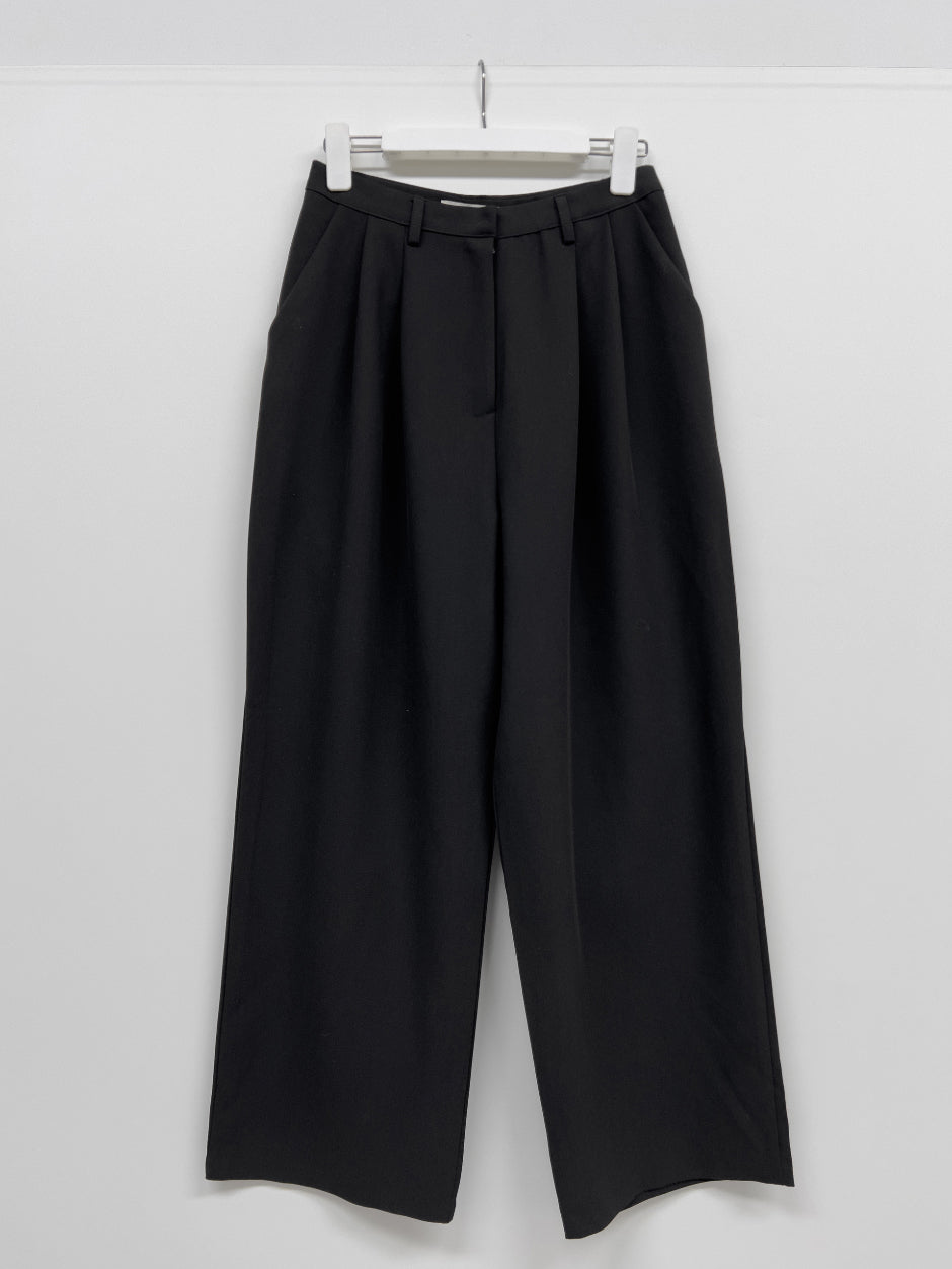 【INCHANT ME】Kendil Two-Tuck Wide Slacks INCHANT ME(インチャントミー) - ケンディルツータックワイド