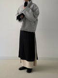 Mock neck three-quarter knit T-shirt