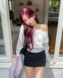 Loin crop off-shoulder sweatshirt