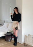 Tight Creamy Round Basic T-shirt