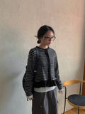 [BAONHAUS] Lorenine Frill Stripe Cardigan