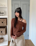 Rudyen Off-Shoulder ST T-Shirt