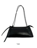 GLOSSY SHOULDER BAG