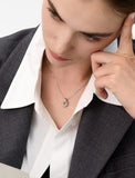 Etreve Silver Note Wave Necklace