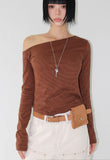 STRIPE OFF-SHOULDER TEE