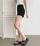 Slim-line fit A-line Fit Black Basic Cotton Shorts