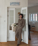 Minimal Belt Pintuck Slacks