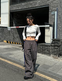 Leaf punching snap button crop cardigan