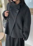 Common double button collar short coat