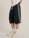 Side Track One-Tuck Half Pants