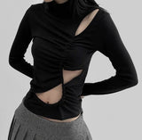 Hide Hole Shirring Turtleneck Tee