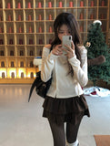Cashier Button Off-Shoulder Unbalance Ribbon Knit