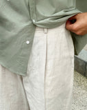 Deep linen one-tuck wide pants