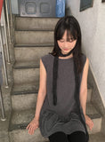 Hochimi Frill Layered Sleeveless