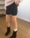 [Brushed Lining] Peel Button Slit Layered Skirt Shorts