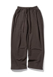 UNMEASURED LOGO TWO TUCK SWEAT PANTS