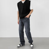 Bron V-neck Knit Vest