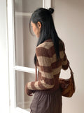 [Muffler set] Freena V-neck Angora Color Matching Stripe Crop Long Sleeve Knit