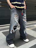 Trimming Destroyed Black Denim