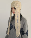 LONG STRAP KNITTED HAT