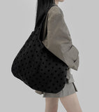 Dot wide shoulder bag