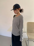 Hikkat Round Long Sleeve Tee