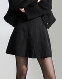 Mild Pleats Skirt Pants