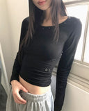 [Brushed Lining] Leha studded round neck slim t-shirt