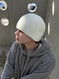 Snow brush short beanie