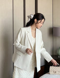 Lont pearl necklace