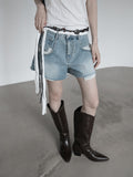 Out-pocket denim shorts
