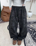 Kane Camo Curved Sweatpants