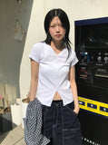 RIBBED V SLIT HALF T