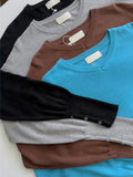 Slit Button V-neck Overfit Knit