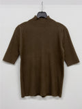 Mock neck three-quarter knit T-shirt