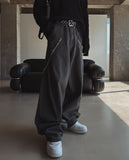 Cozy volume cut denim pants