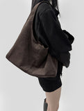 Lissu Suede Shoulder Bag