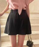 Cordeli Two Button Pin Tuck Banding Shorts